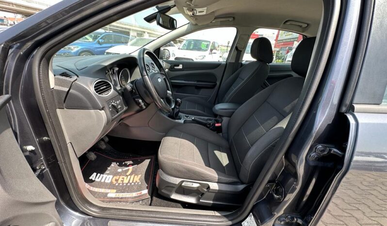 FORD FOCUS 1.6TDCI TİTANİUM YSB BAKIMLI İLK SHB’İNDEN dolu