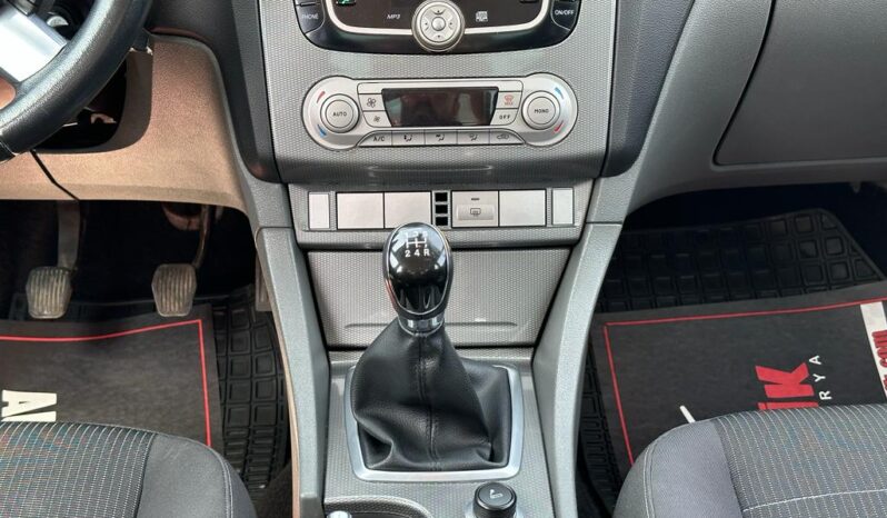 FORD FOCUS 1.6TDCI TİTANİUM YSB BAKIMLI İLK SHB’İNDEN dolu