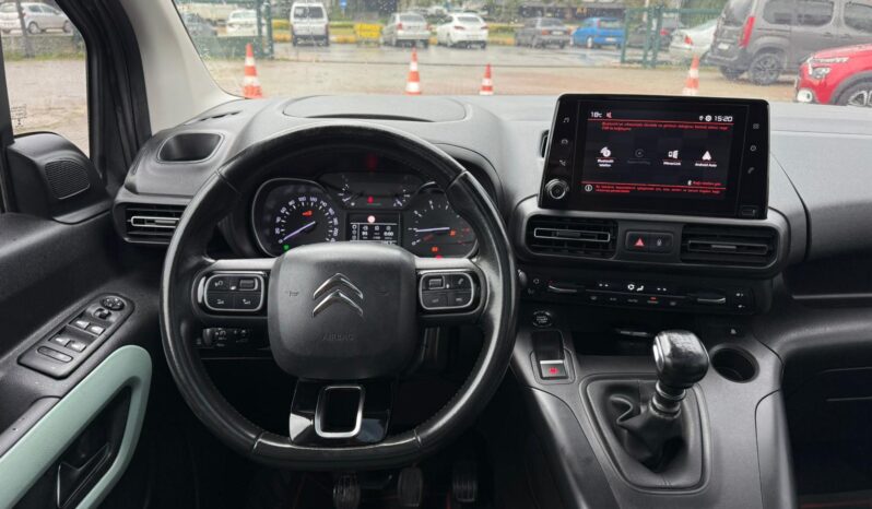 CİTROEN BERLİNGO 1.5BLUHDİ 130HP! LİK HATASIZ CAM TAVANLI! dolu