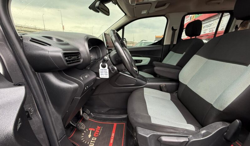 CİTROEN BERLİNGO 1.5BLUHDİ 130HP! LİK HATASIZ CAM TAVANLI! dolu