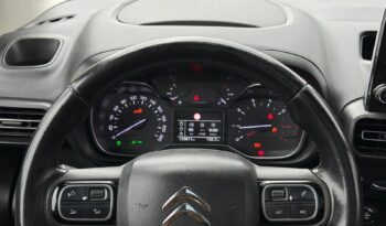 CİTROEN BERLİNGO 1.5BLUHDİ 130HP! LİK HATASIZ CAM TAVANLI! dolu