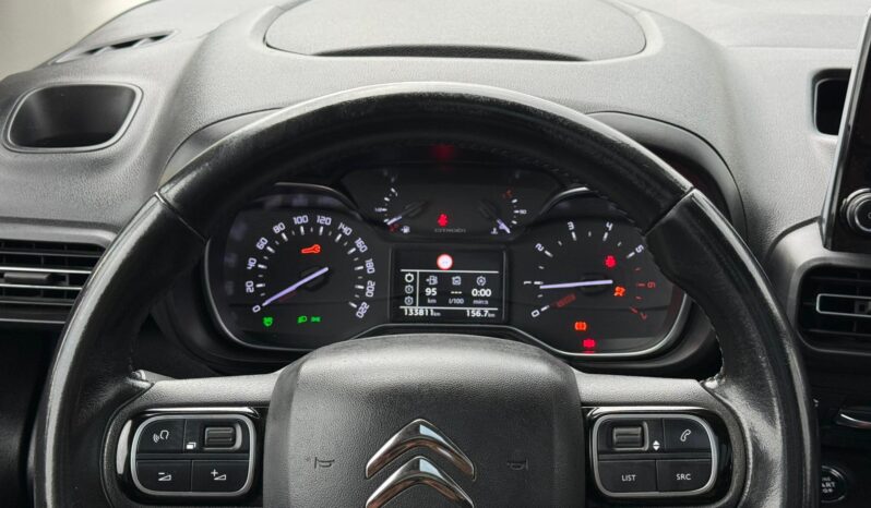 CİTROEN BERLİNGO 1.5BLUHDİ 130HP! LİK HATASIZ CAM TAVANLI! dolu