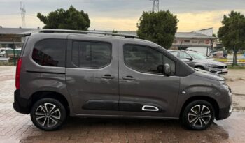 CİTROEN BERLİNGO 1.5BLUHDİ 130HP! LİK HATASIZ CAM TAVANLI! dolu