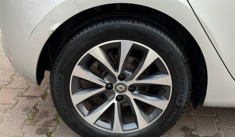 RENAULT CLİO 1.0 TCE İCON HATASIZ! BOYASIZ! TRAMERSİZ! dolu