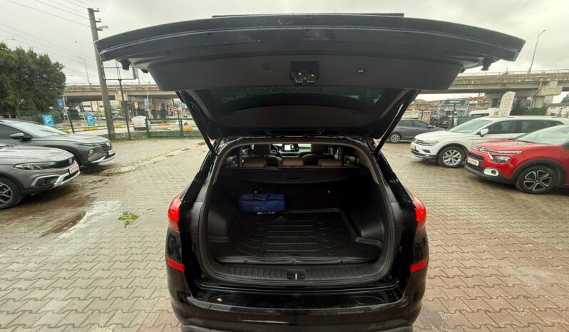 HYUNDAİ TUCSON 1.6CRDİ ELİTE YSB’LI HATASIZ! EKSTRALI! dolu