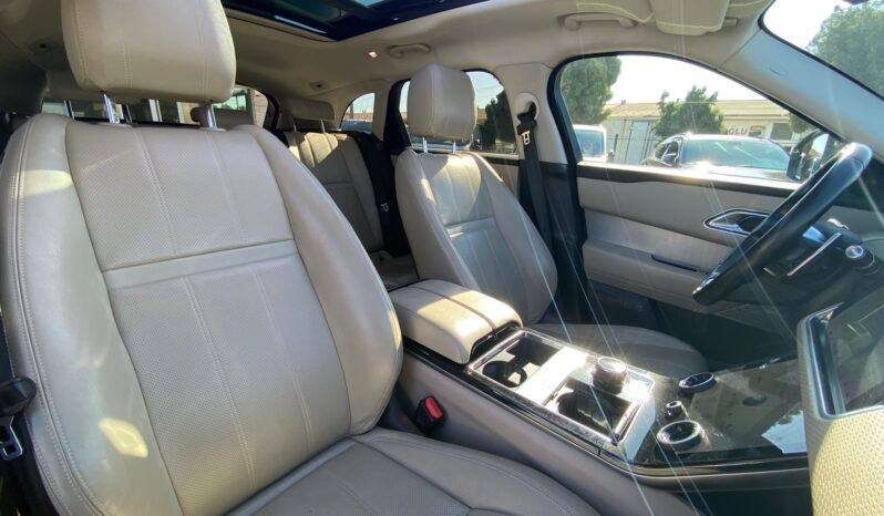 LAND ROVER VELAR 2.0TD4 D180 R DYNAMİC SE dolu