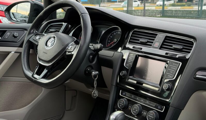 2015 VOLKSWAGEN GOLF 1.4TSİ HİGHLİNE CAM TVN! DIŞ SİYAH İÇ BEJ! dolu