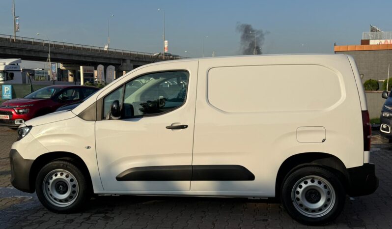 2025 OPEL COMBO CARGO 1.5D EDİTİON %20 FATURALI YSB’LI 27BİN KM! dolu