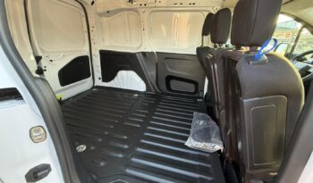 2025 OPEL COMBO CARGO 1.5D EDİTİON %20 FATURALI YSB’LI 27BİN KM! dolu