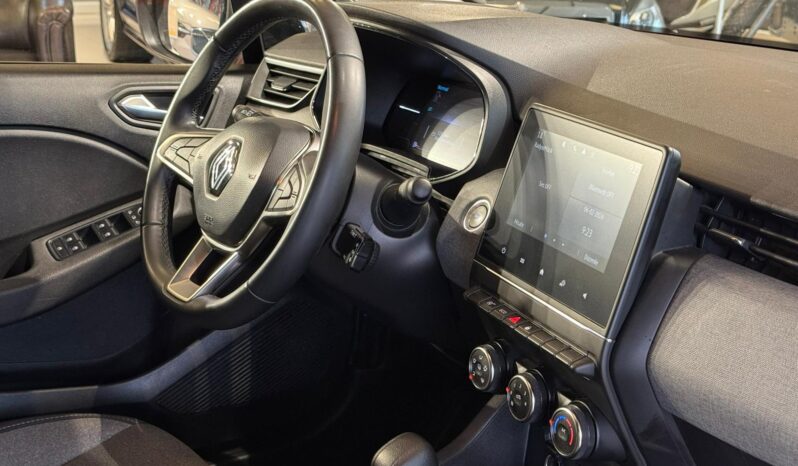 RENAULT CLİO HATASIZ! BOYASIZ! YSB’LI %20 FATURALI ÇELİK JANT! dolu