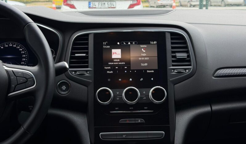 2024 RENAULT MEGANE 1.3 TCE TOUCH PLUS! BOYASIZ ! DEĞİŞENSİZ ! dolu
