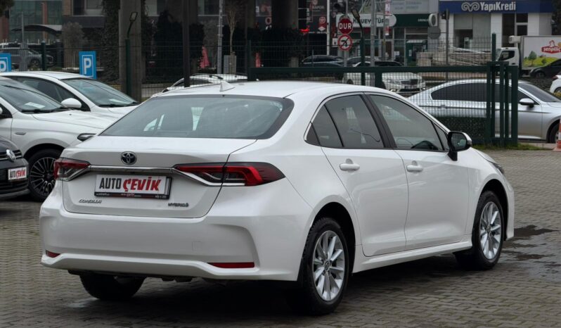 2022 TOYOTA COROLLA 1.8HYBRİD DREAM YSB’LI! dolu
