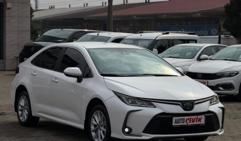 2022 TOYOTA COROLLA 1.8HYBRİD DREAM YSB’LI! dolu