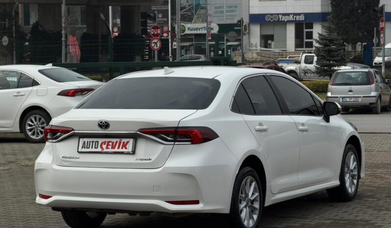 2022 TOYOTA COROLLA 1.8HYBRİD DREAM YSB’LI! dolu